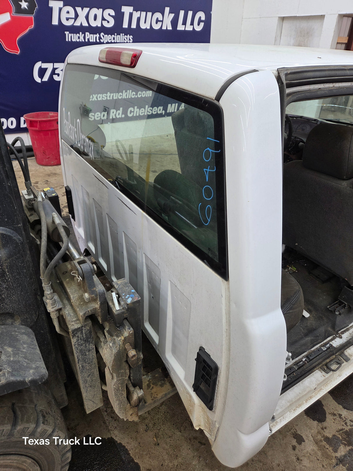 1999-2007 Chevrolet Silverado / GMC Sierra 1500 2500 HD 3500HD Extended Cab Body - Summit White