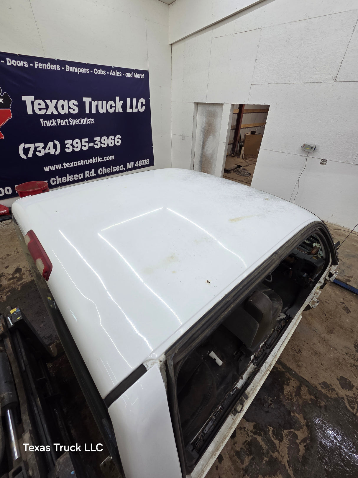 1999-2007 Chevrolet Silverado / GMC Sierra 1500 2500 HD 3500HD Extended Cab Body - Summit White
