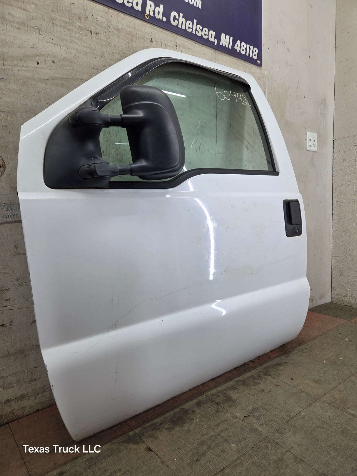 1999-2011 Ford Super Duty LH Driver Side Front Door F250 F350 F450 F550