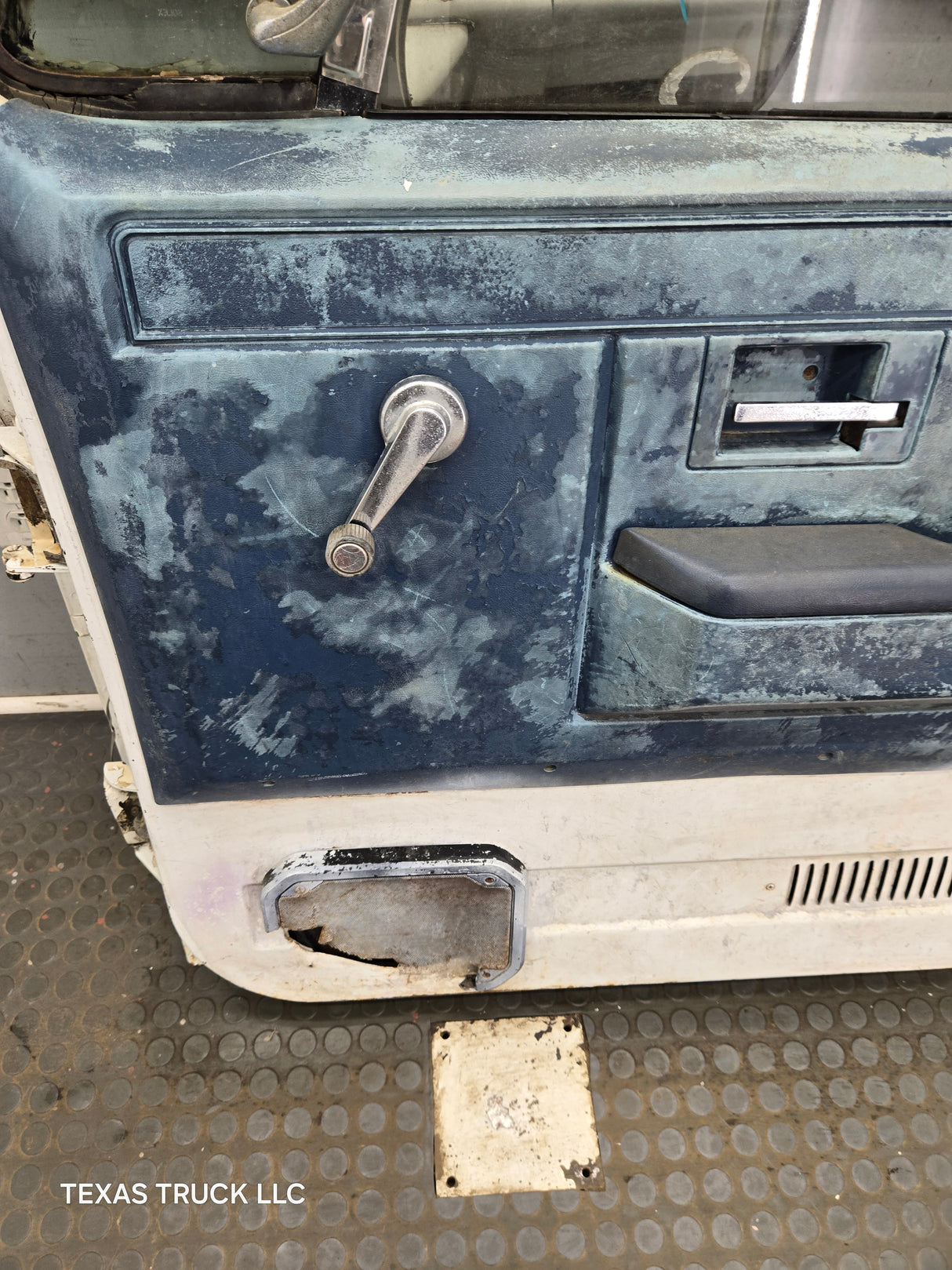 1973-1987 Chevrolet / GMC Square Body Front Passenger Side RH Door K / C Series