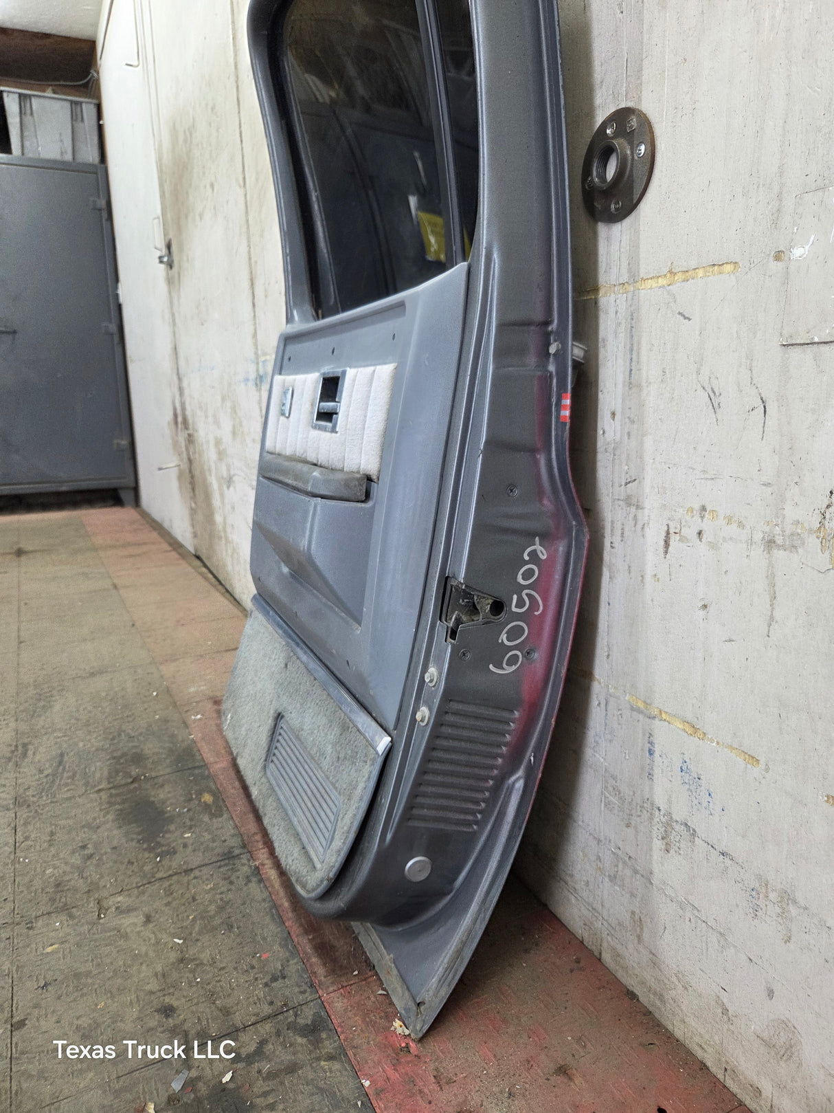 1973-1991 Chevrolet / GMC Square Body Passenger Side Rear Crew Cab Door RH K / C Series Suburban