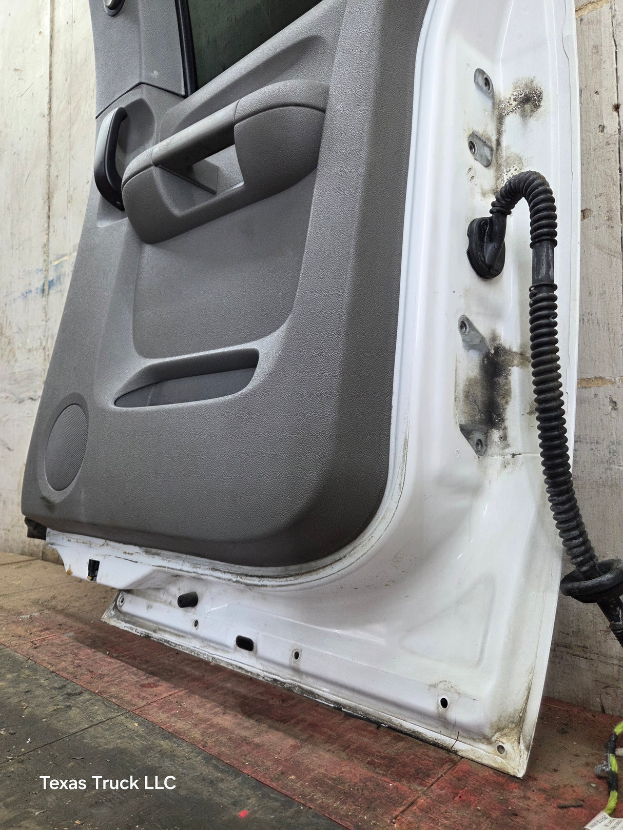 2007-2013 Chevrolet Silverado / GMC Sierra 1500 2500 3500 HD Passenger side Extended Cab RH Rear Door