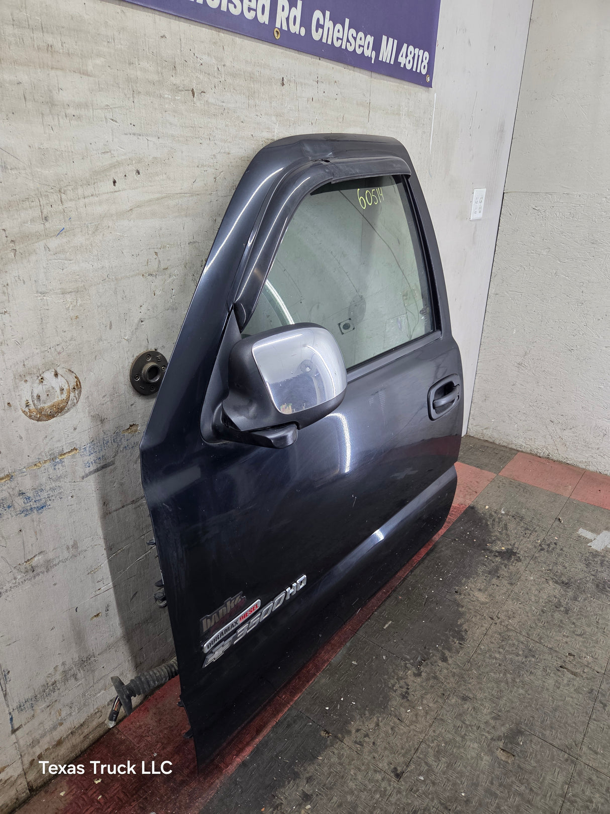 1999-2006 Chevrolet Silverado / GMC Sierra 1500 2500 3500 HD Front Driver Side Door LH