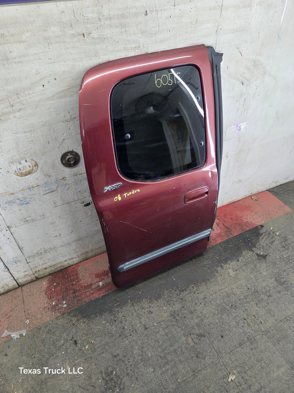 2000-2006 Toyota Tundra Extended Cab Passenger Side Rear Door Rear RH