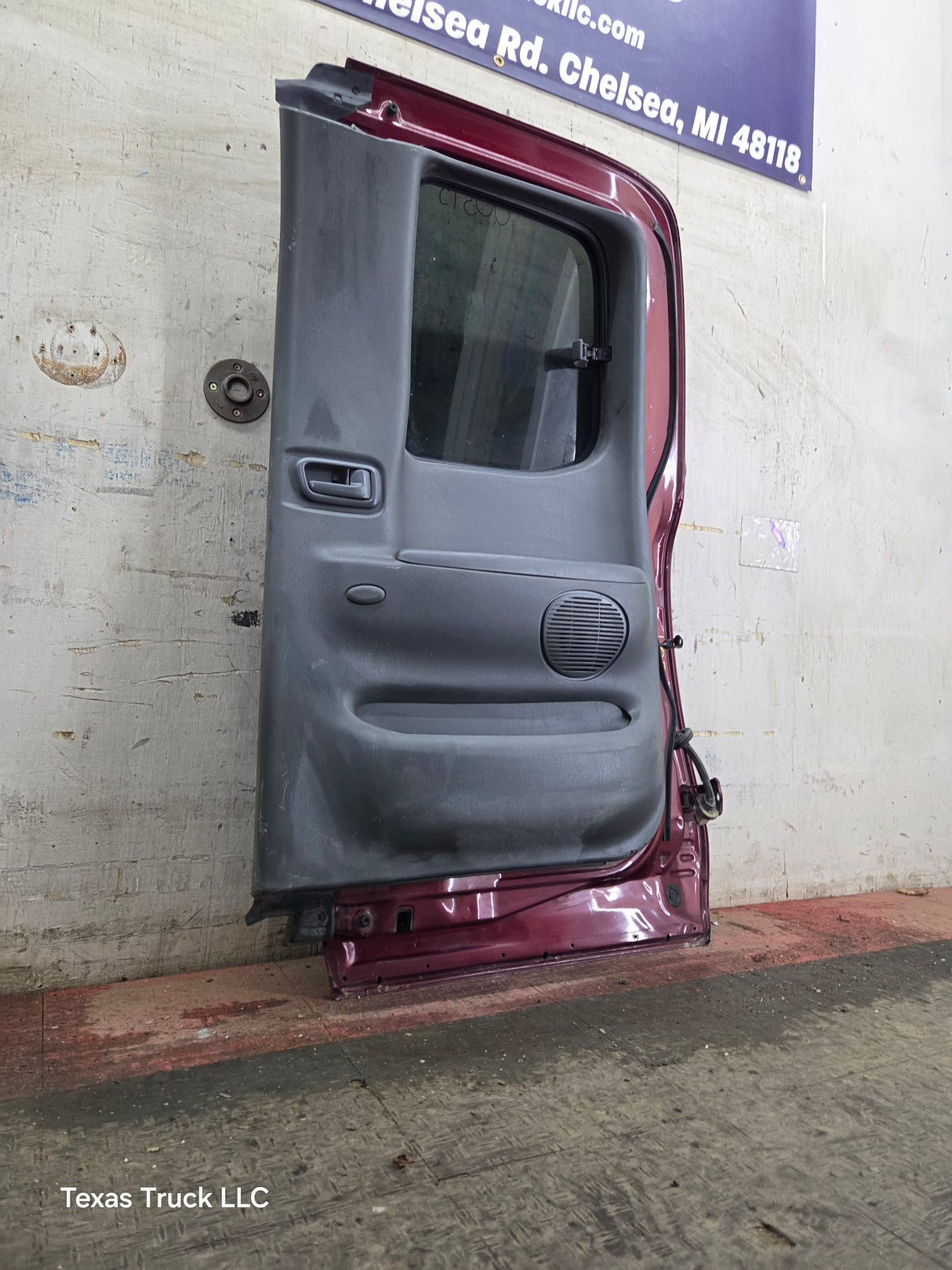 2000-2006 Toyota Tundra Extended Cab Passenger Side Rear Door Rear RH