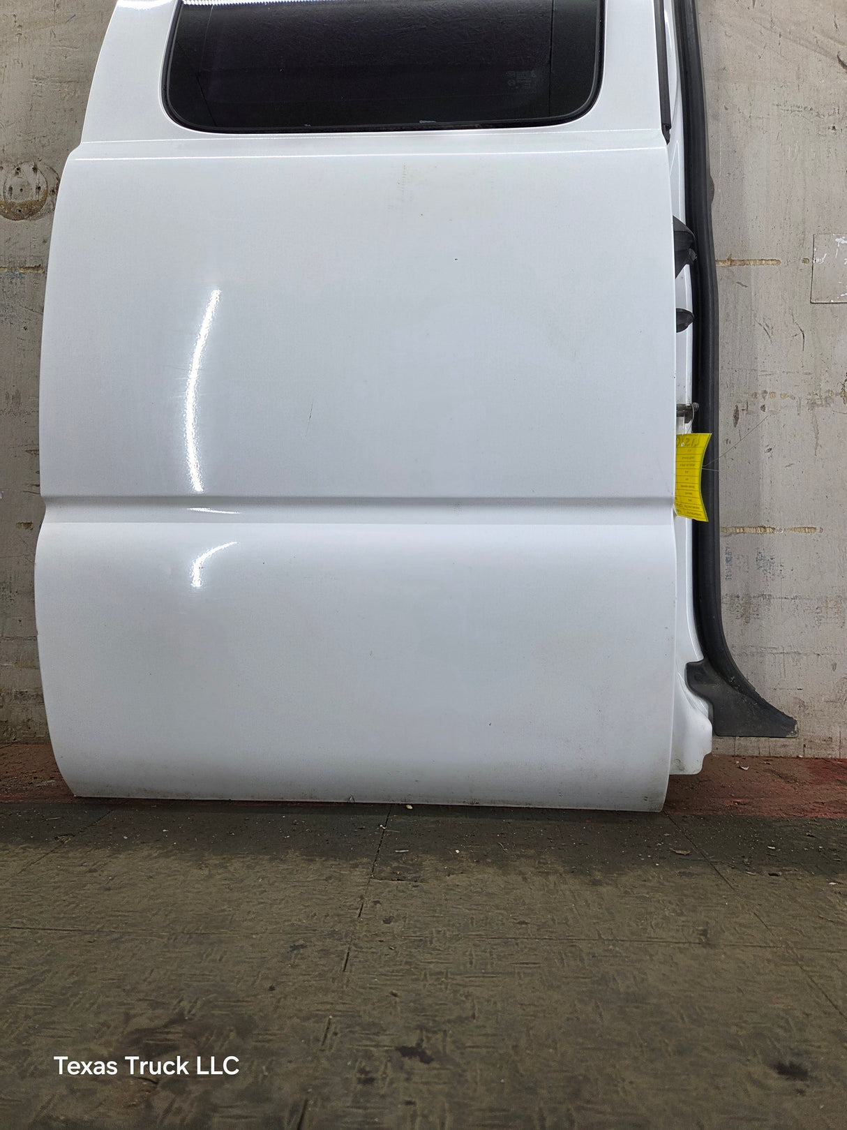 1999-2006 Chevrolet Silverado / GMC Sierra 1500 2500 3500 HD Rear Passenger side Extended Cab Rear Door
