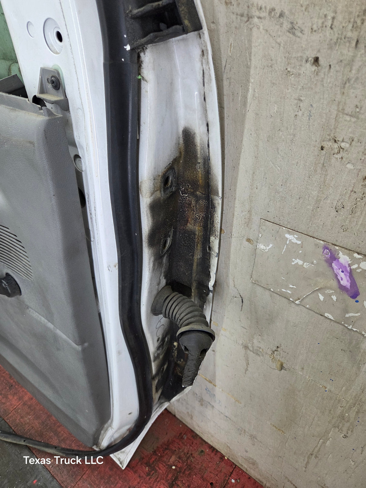 1991-2021 Ford E Series Driver Side Front Door LH E150 E250 E350