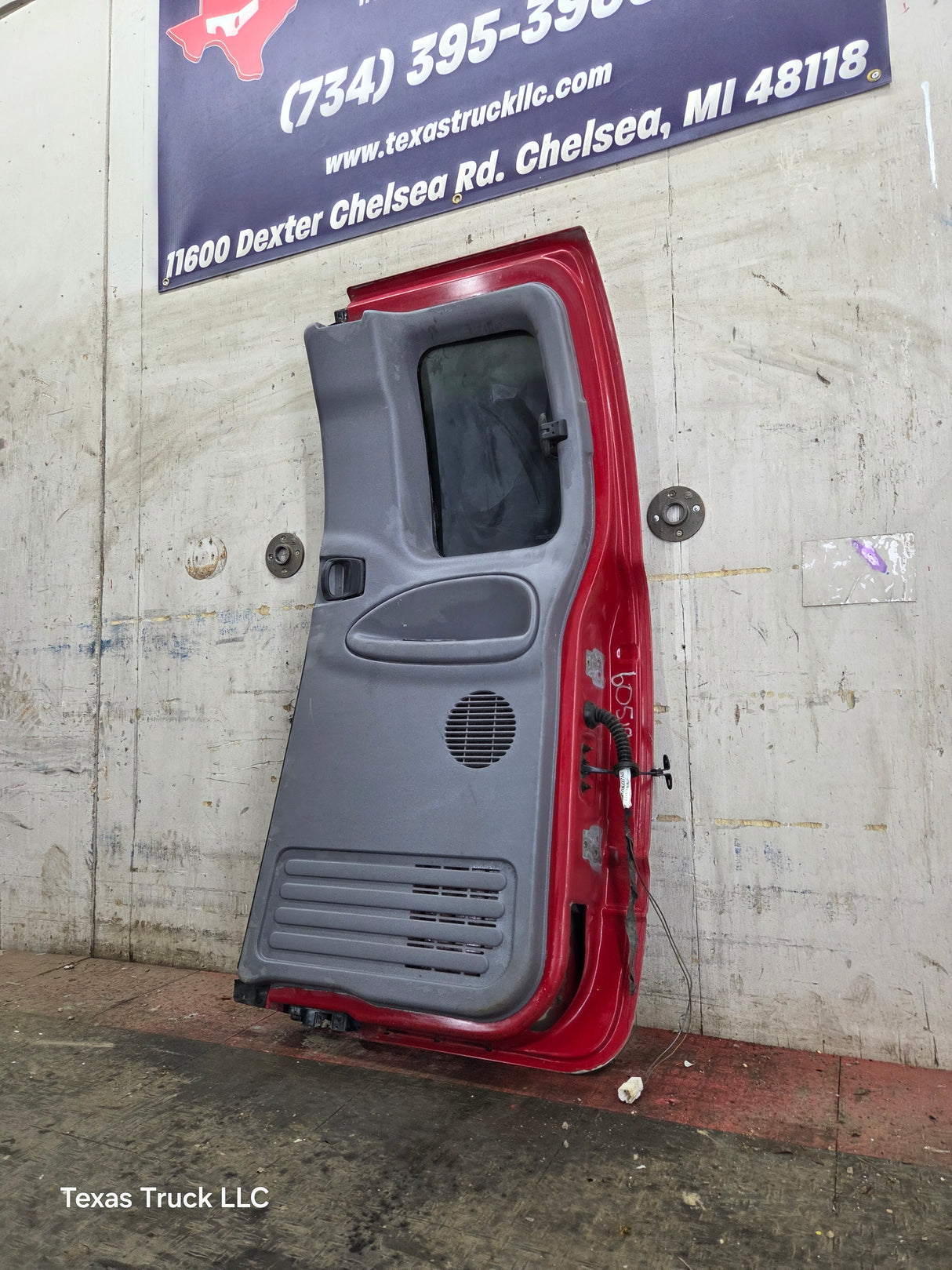 1988-2000 Chevrolet Silverado GMC Sierra RH Rear Extended Cab Passenger Side 3rd Door