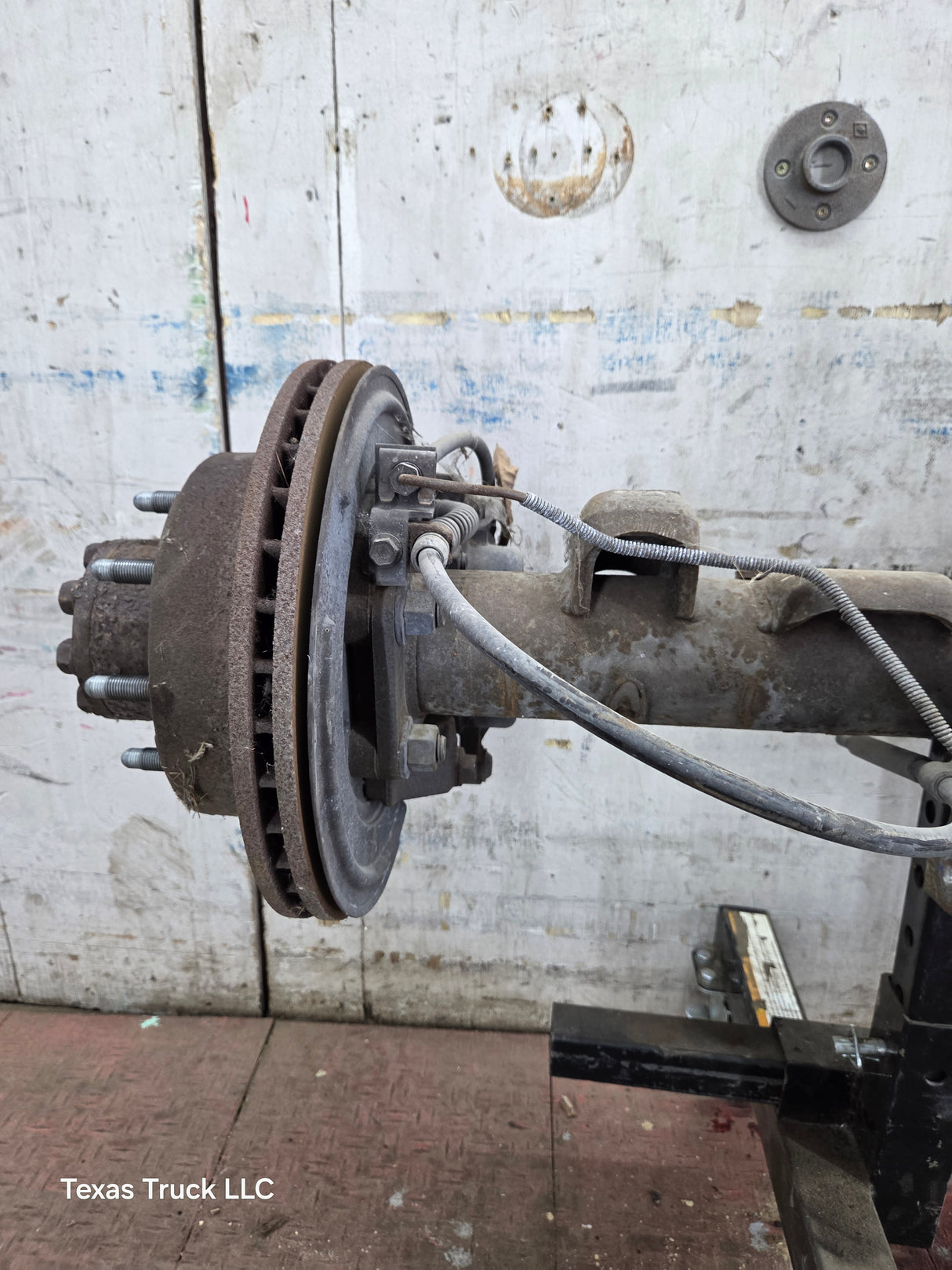 2001-2007 Chevrolet Silverado / GMC Sierra 2500 3500 HD Rear Axle 4.10 10.5"