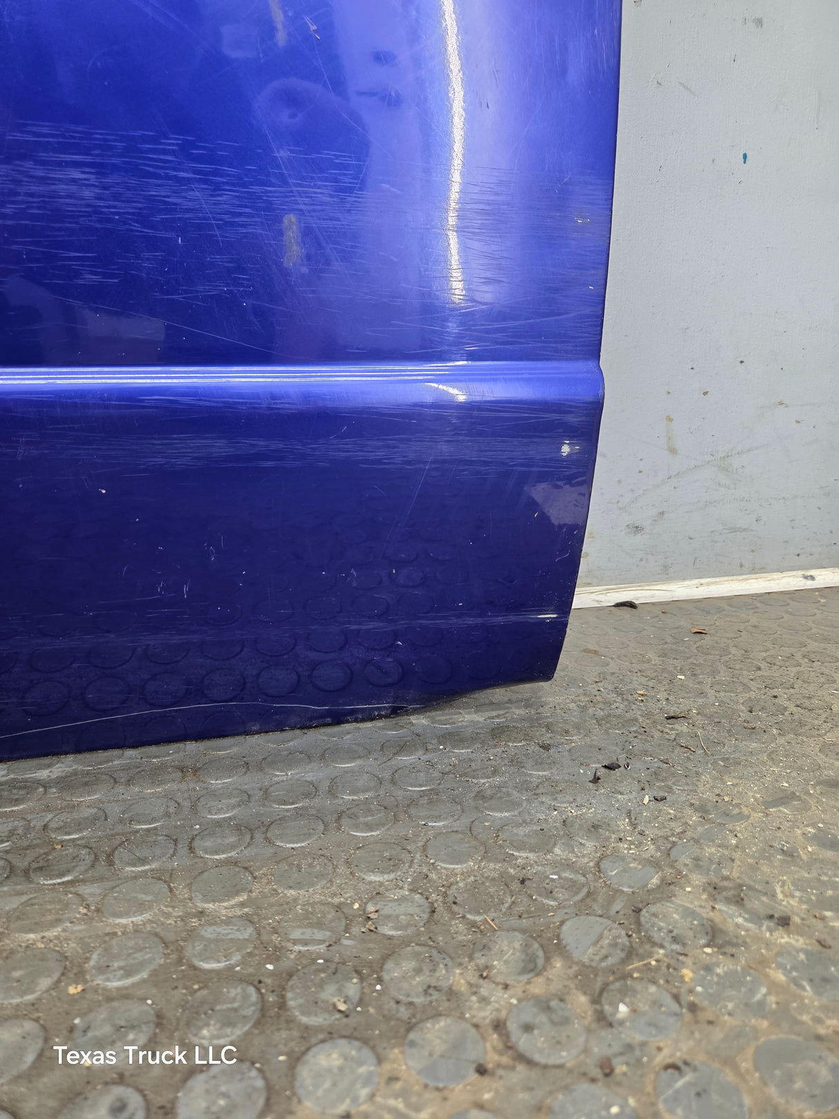 2003-2005 Ford Ranger Driver Side Front Left Hand Door