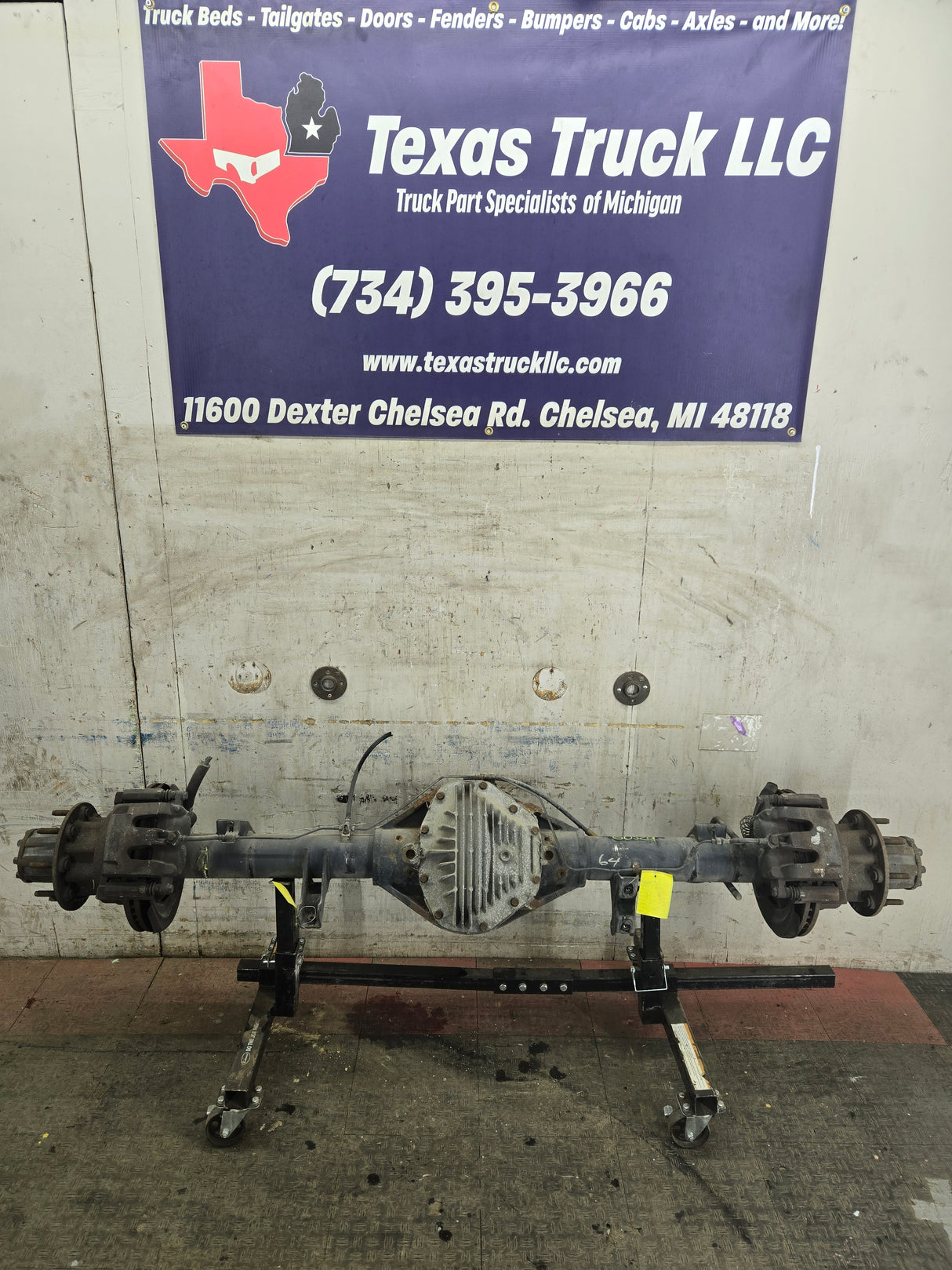 2008-2010 Ford Super Duty F350 Dually Rear Axle 4.10 Gear Ratio 175k Miles