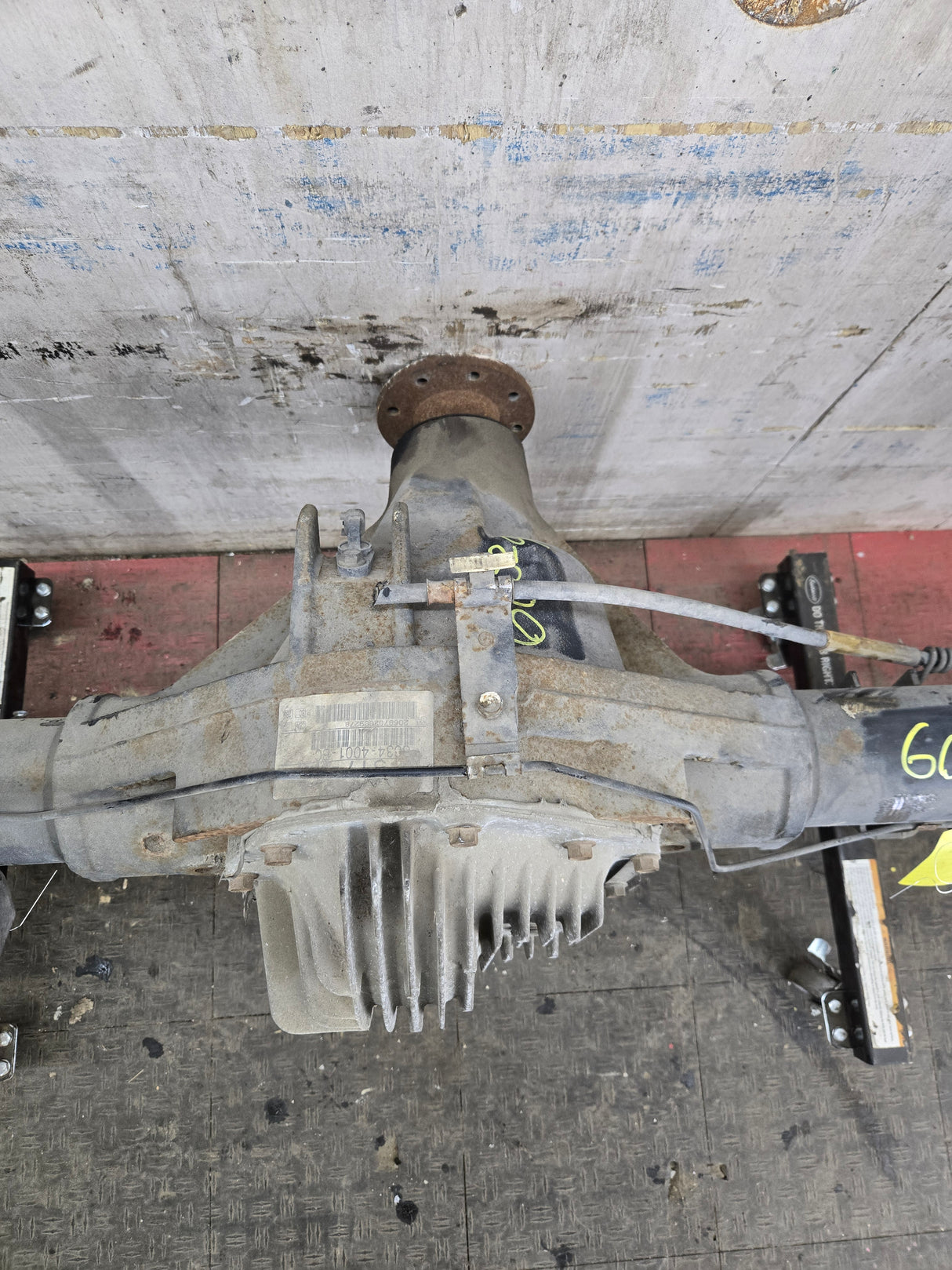 2008-2010 Ford Super Duty F350 Dually Rear Axle 4.10 Gear Ratio 175k Miles