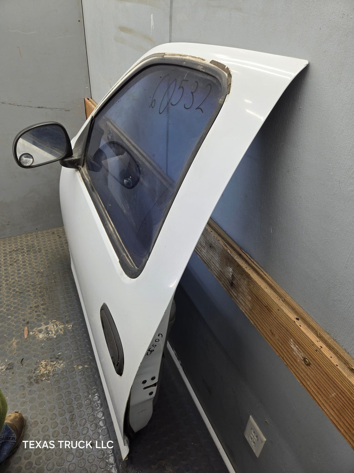 1997-2003 Ford F150 Extended / Regular Cab Driver Side LH Front Door