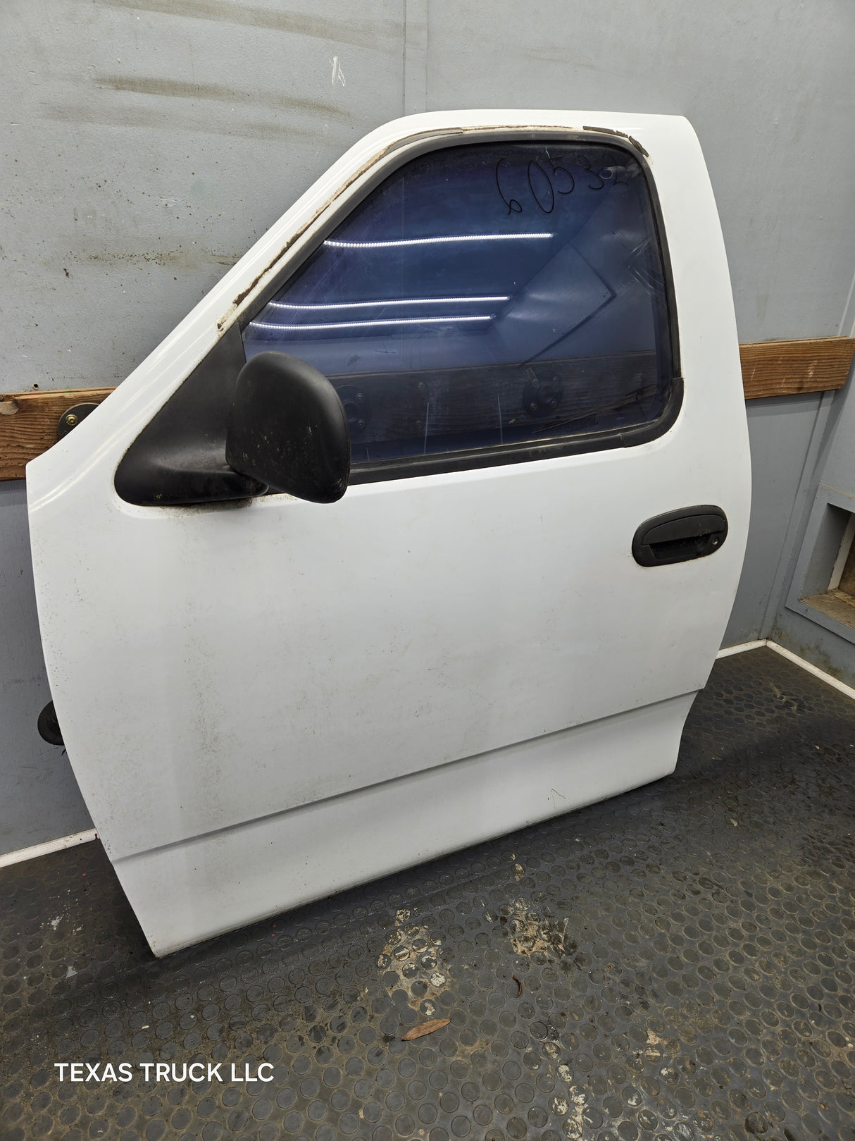1997-2003 Ford F150 Extended / Regular Cab Driver Side LH Front Door