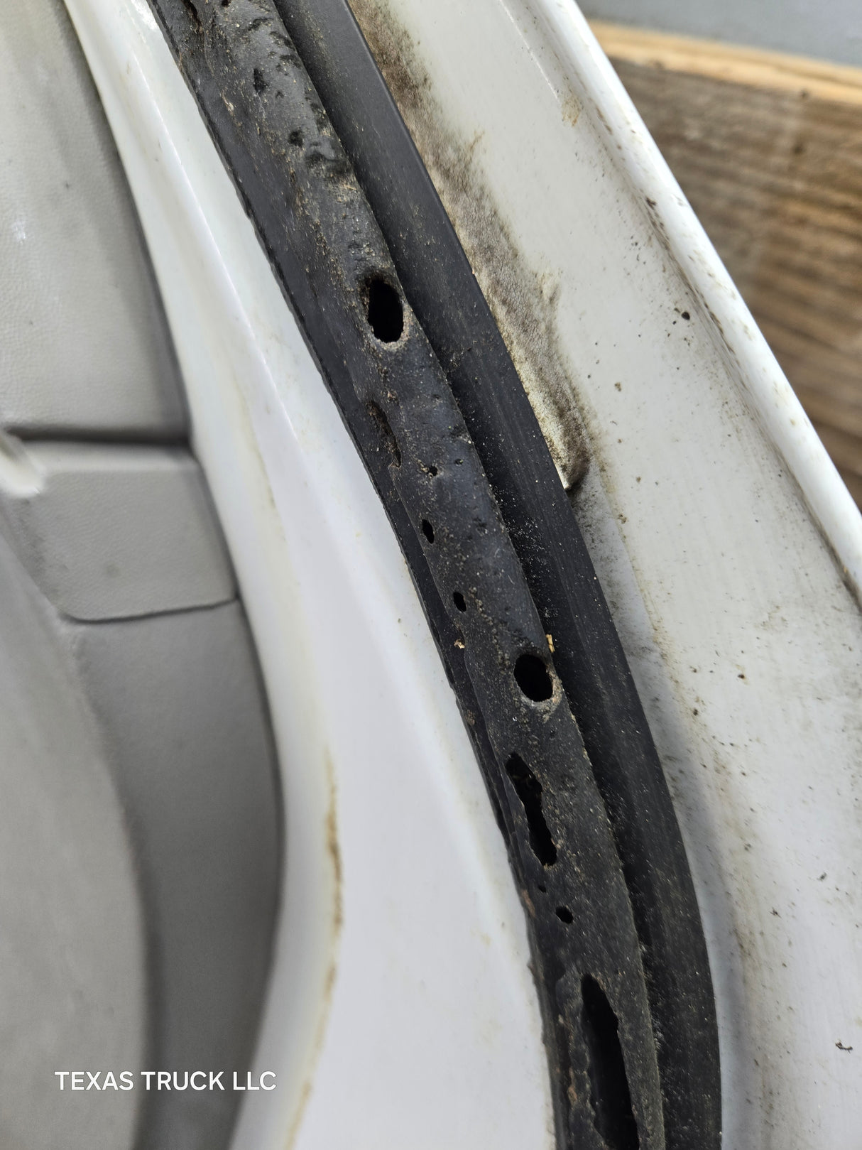 1997-2003 Ford F150 Extended / Regular Cab Driver Side LH Front Door