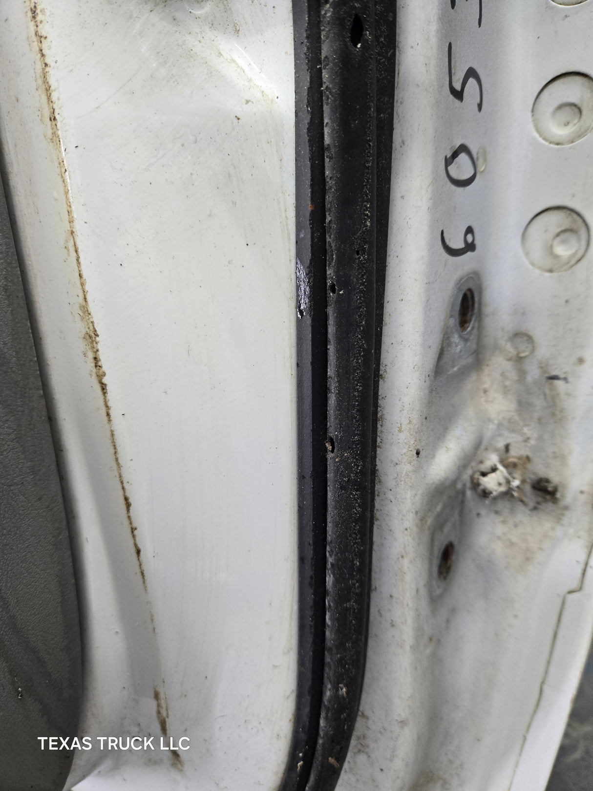 1997-2003 Ford F150 Extended / Regular Cab Driver Side LH Front Door