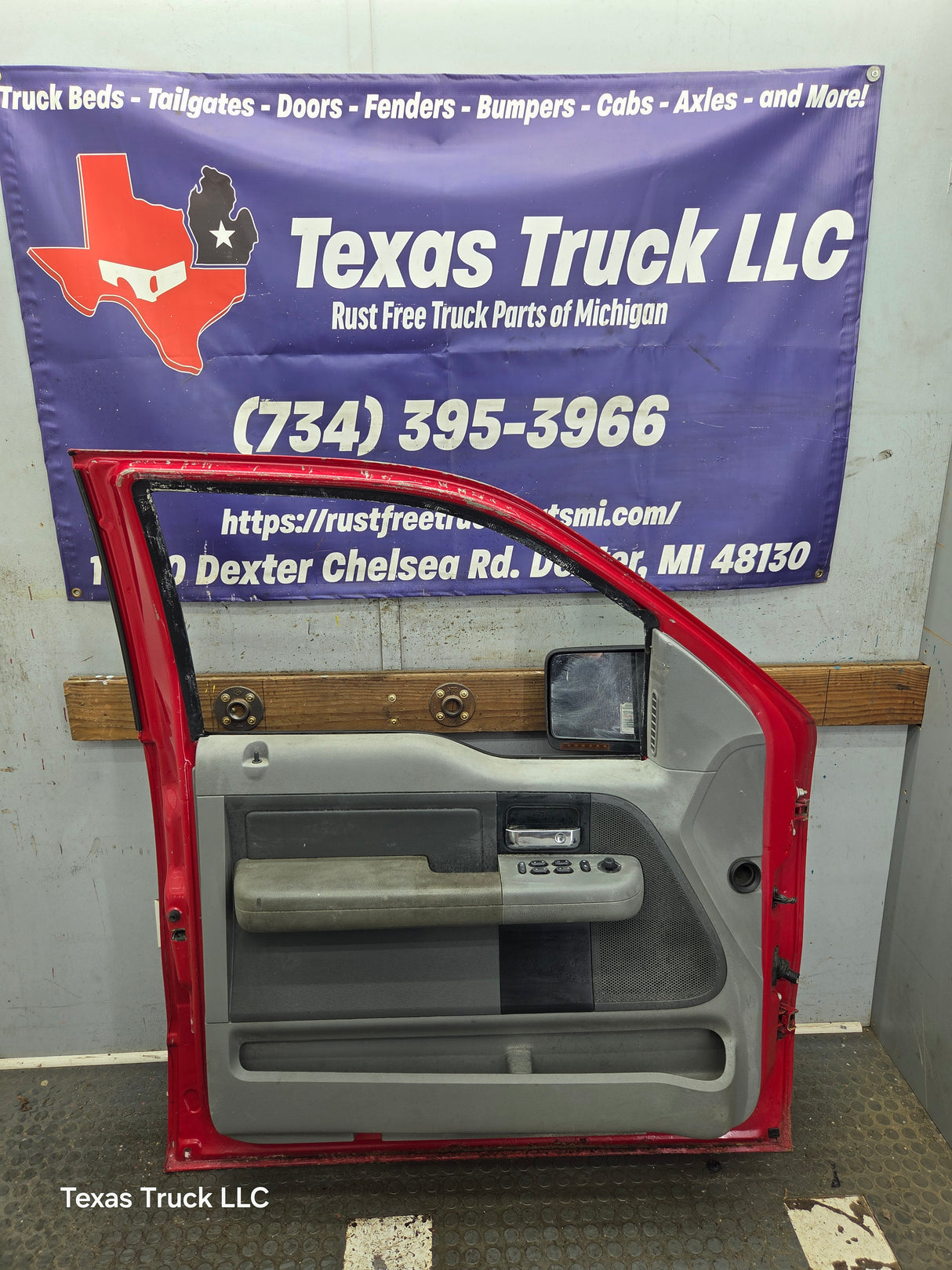 2004-2008 Ford F150 Driver Side Extended/Regular Cab Front Door LH