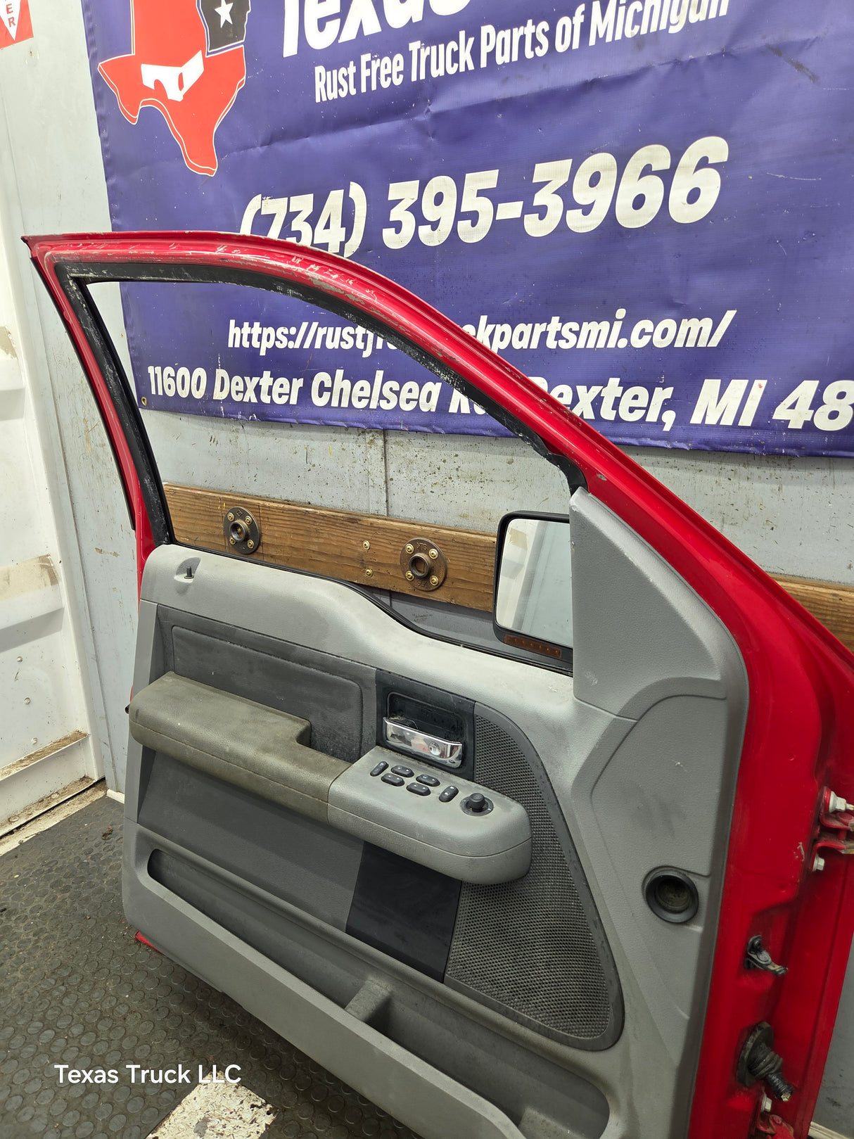 2004-2008 Ford F150 Driver Side Extended/Regular Cab Front Door LH