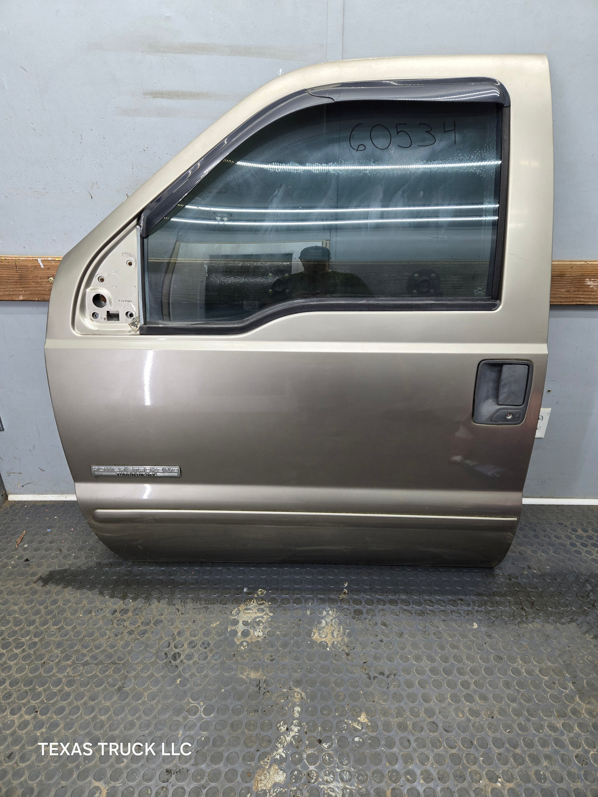 1999-2011 Ford Super Duty LH Driver Side Front Door F250 F350 F450 F550