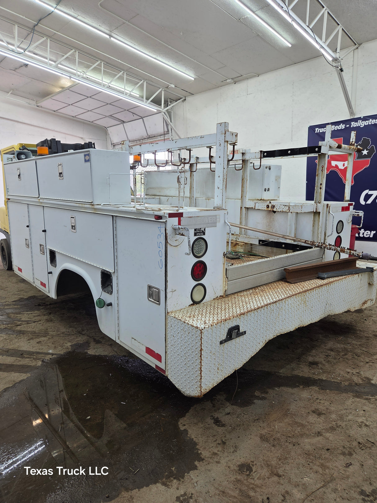11' Steel Utility Service Body Utility Bed Universal For Dual Rear Wheel Truck