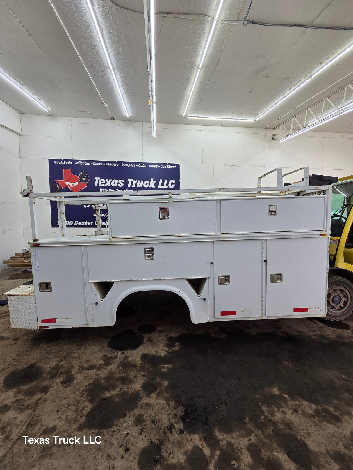 11' Steel Utility Service Body Utility Bed Universal For Dual Rear Wheel Truck