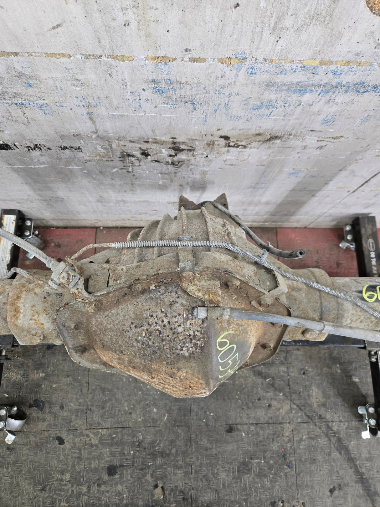 2001-2007 Chevrolet Silverado / GMC Sierra 2500 3500 HD Rear Axle 4.10 10.5"