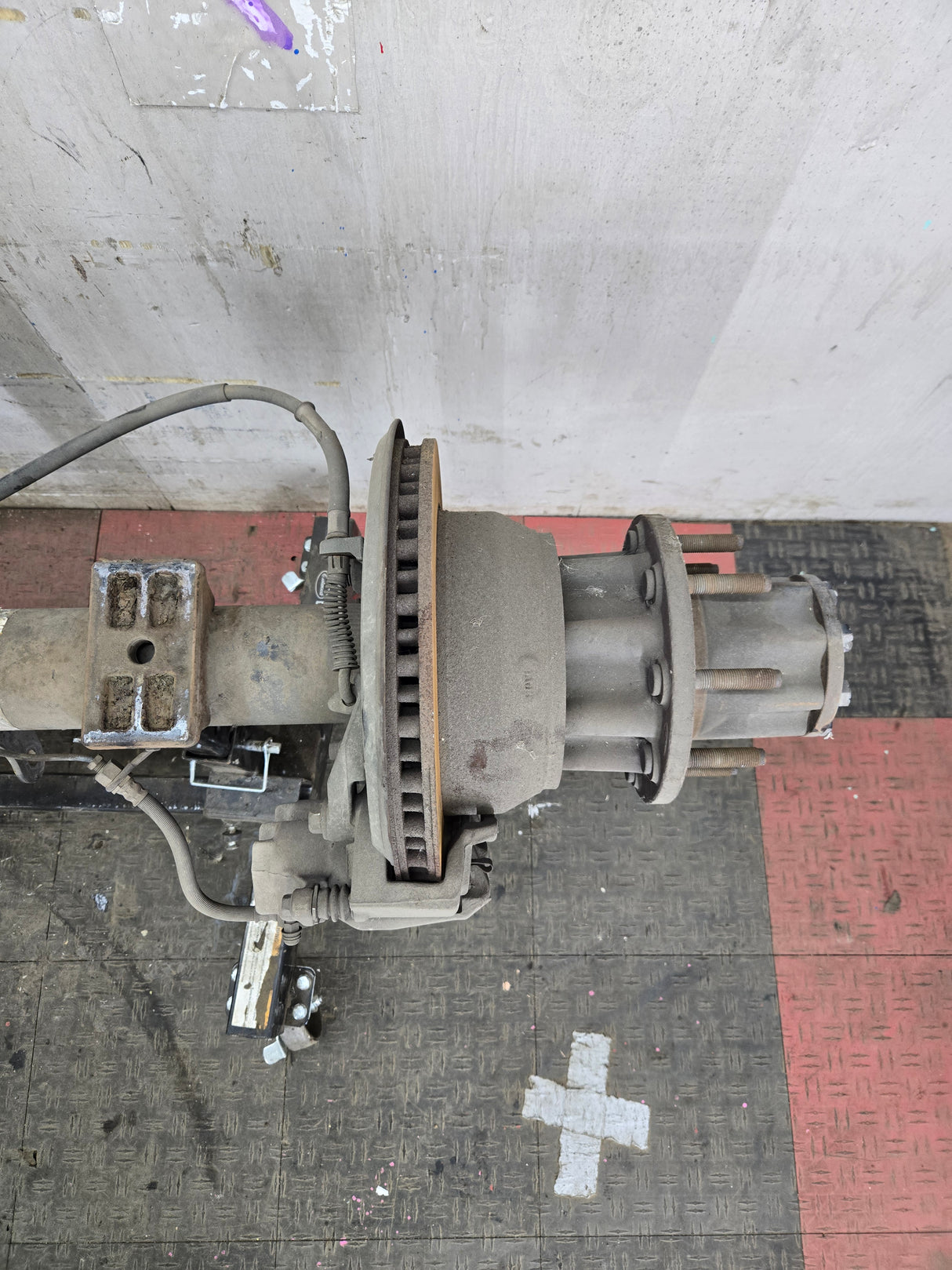 2002-2004 Ford Super Duty F350 Dually Rear Axle 3.73 Gear Ratio CAB CHASSIS