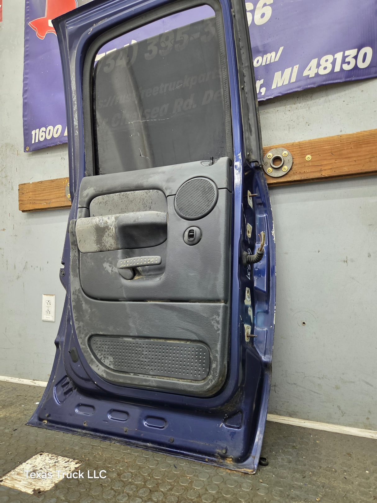 2003-2008 Dodge Ram 3rd Gen Driver Rear Quad Cab Door 1500 2500 3500 4500 5500