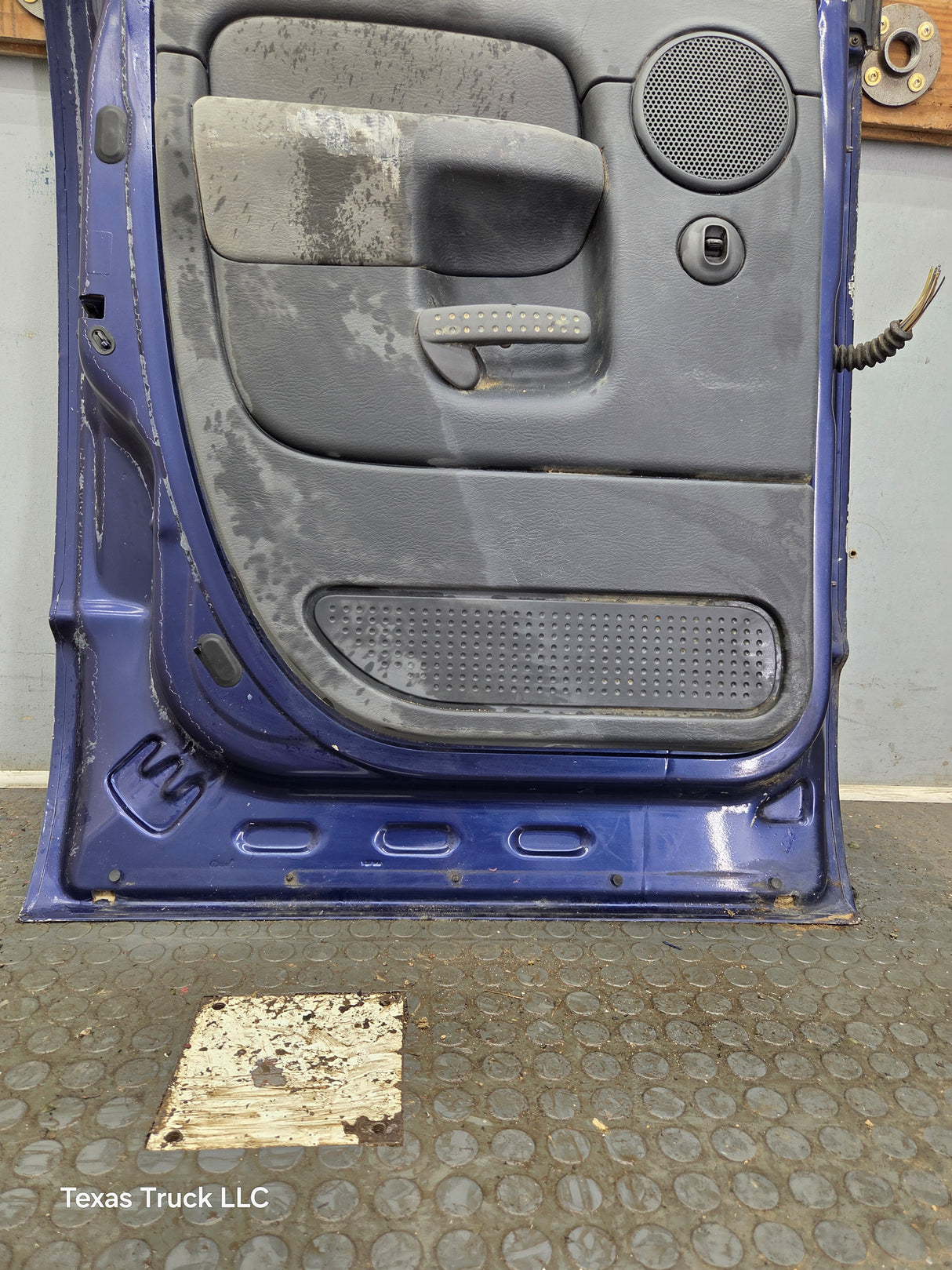 2003-2008 Dodge Ram 3rd Gen Driver Rear Quad Cab Door 1500 2500 3500 4500 5500