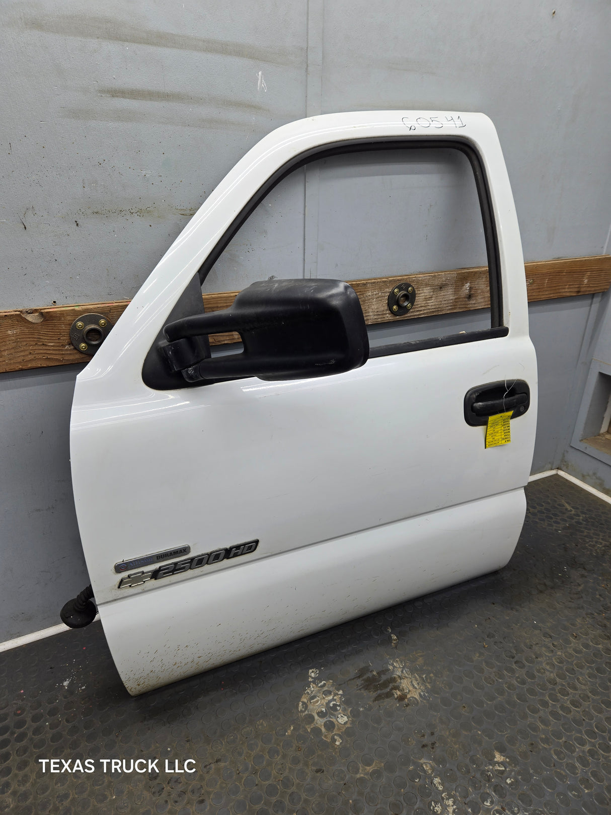 1999-2006 Chevrolet Silverado / GMC Sierra 1500 2500 3500 HD Front Driver Side Door LH