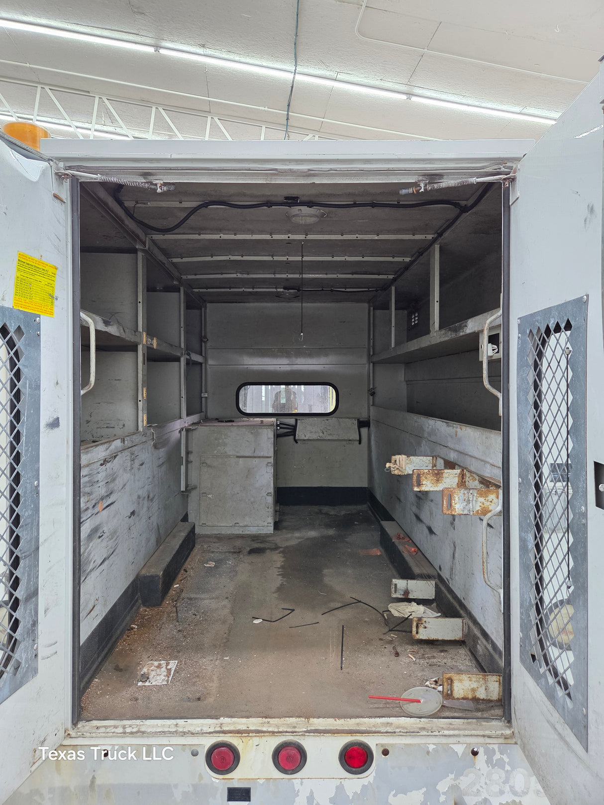 9' Steel High Rise Service Body For Dual Rear Wheel Truck Universal Utility Bed Built in Generator