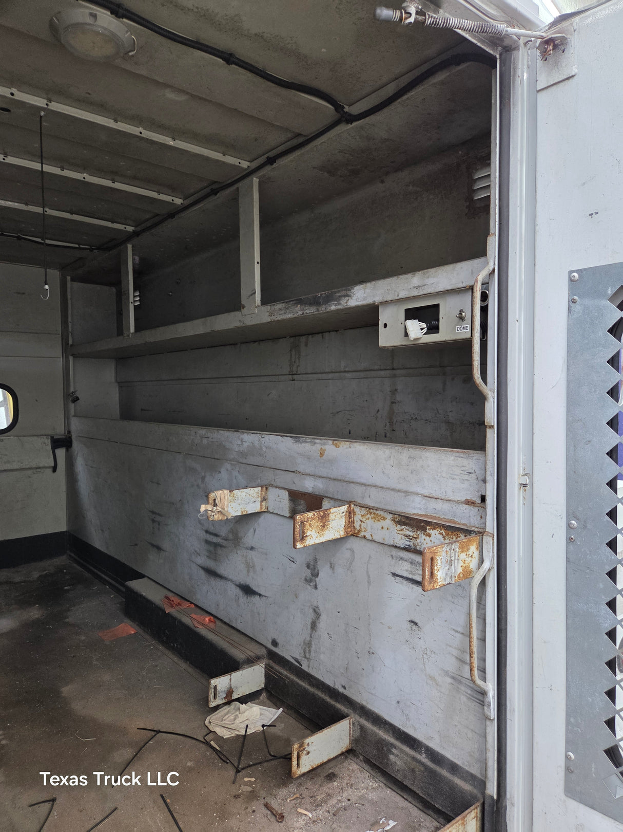 9' Steel High Rise Service Body For Dual Rear Wheel Truck Universal Utility Bed Built in Generator