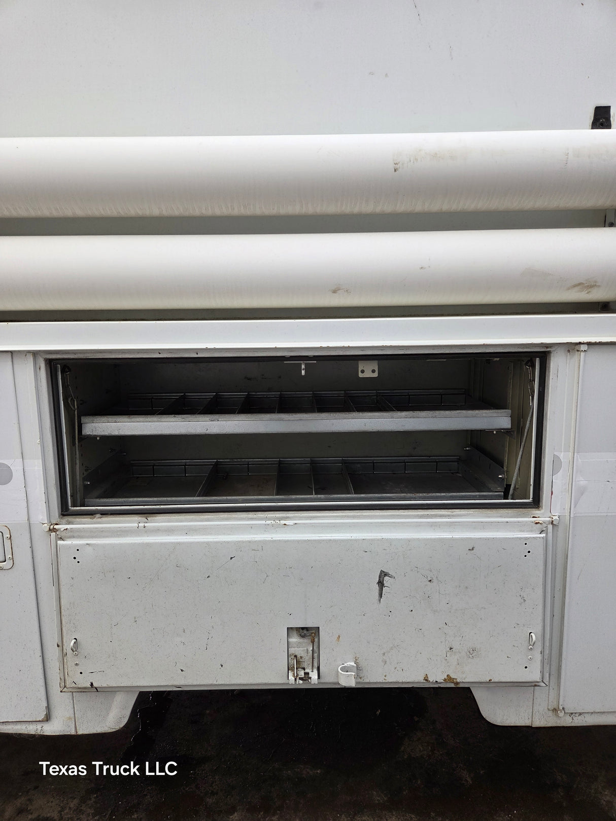 9' Steel High Rise Service Body For Dual Rear Wheel Truck Universal Utility Bed Built in Generator
