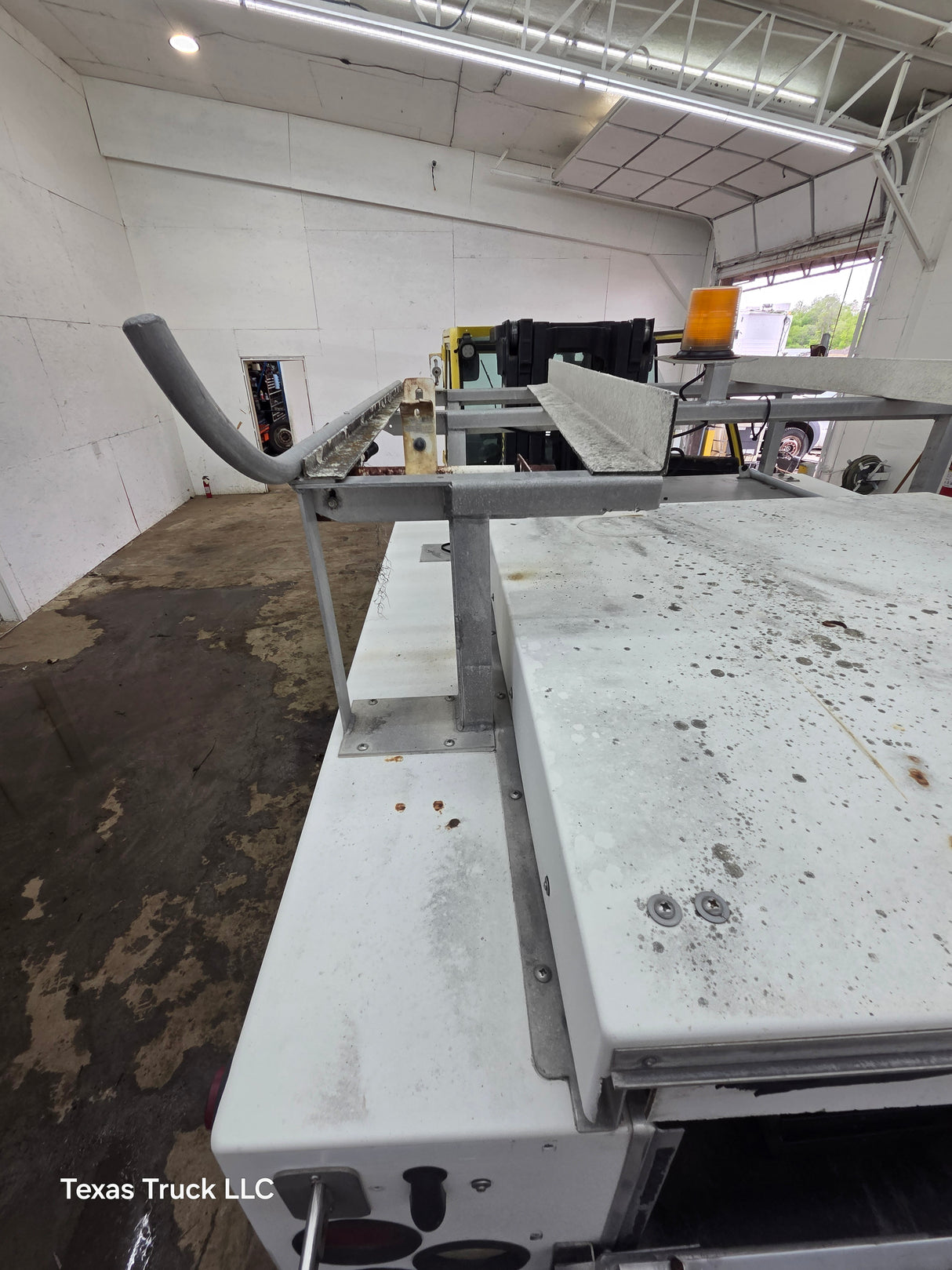 8' Fiberglass Utility Service Body With Generator Single Rear Wheel Truck Utility Bed Universal