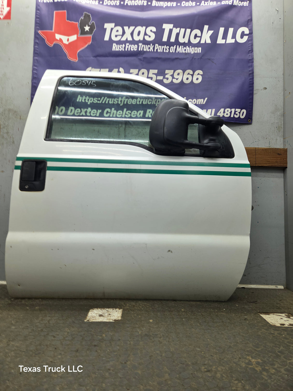 1999-2011 Ford Super Duty / Excursion Front Passenger Side RH Door F250 F350 F450 F550