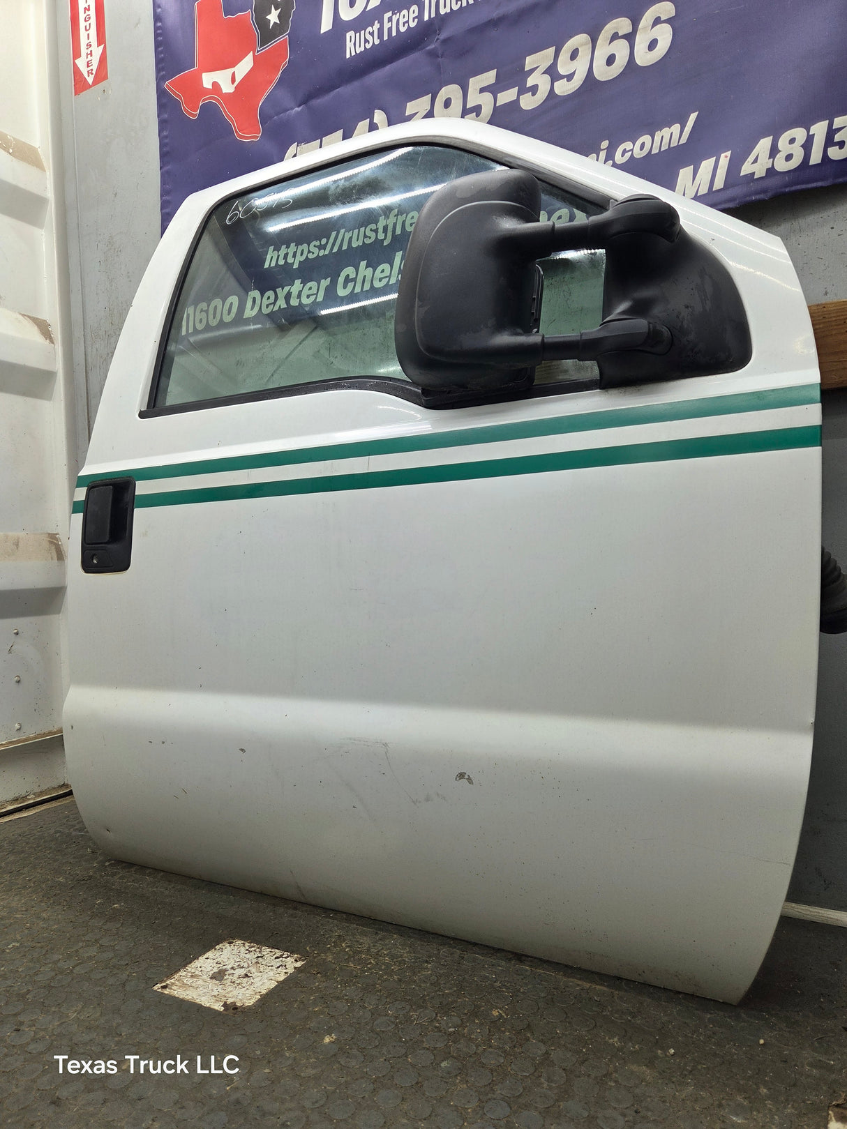 1999-2011 Ford Super Duty / Excursion Front Passenger Side RH Door F250 F350 F450 F550