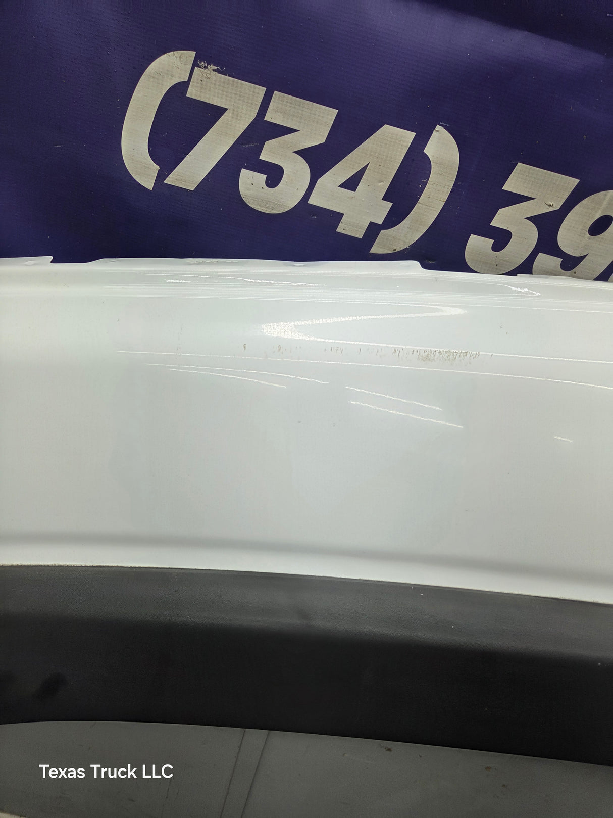 2003-2007 Chevrolet Silverado / Tahoe / Suburban 1500 2500 3500 HD LH Driver Side "Cateye" Front Fender - Summit White