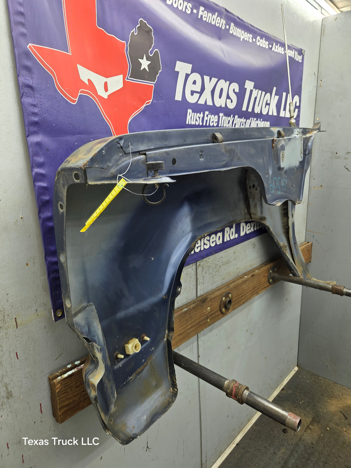 1981-1993 Dodge Ram 1st Gen RH Passenger Side Front Fender W150 W250 W350 D150 D250 D350 Ramcharger