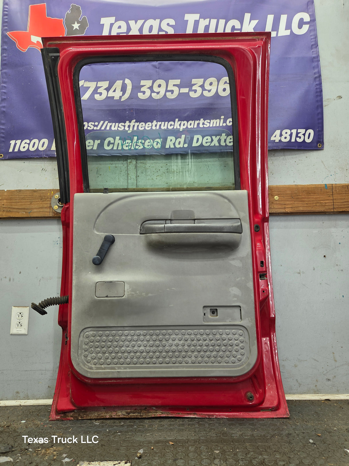 1999-2011 Ford Super Duty F250 F350 F450 F550 RH Crew Cab Passenger Side Rear Door