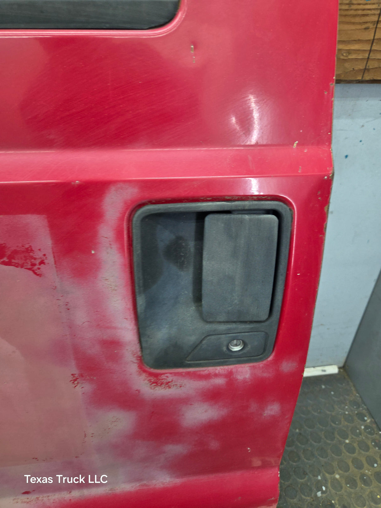 1999-2011 Ford Super Duty LH Driver Side Front Door F250 F350 F450 F550