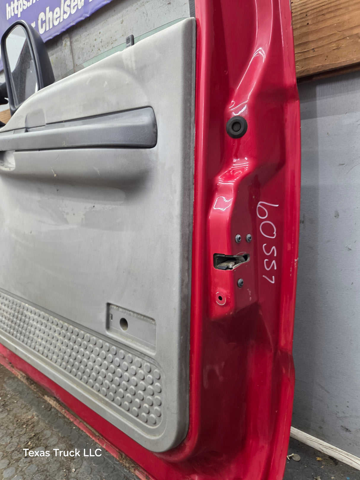 1999-2011 Ford Super Duty / Excursion Front Passenger Side RH Door F250 F350 F450 F550