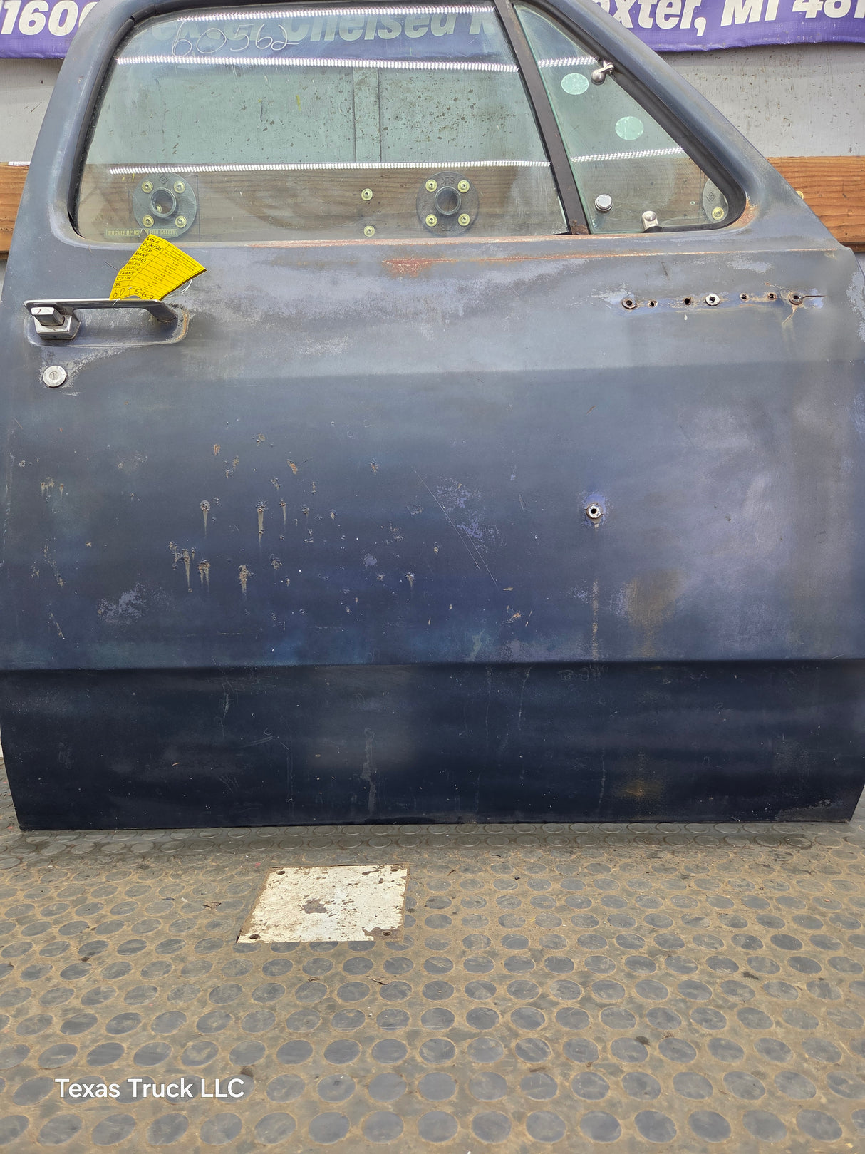 1981-1993 Dodge Ram 1st Gen RH Passenger Side Front Door W150 W250 W350 D150 D250 D350 Ram Charger
