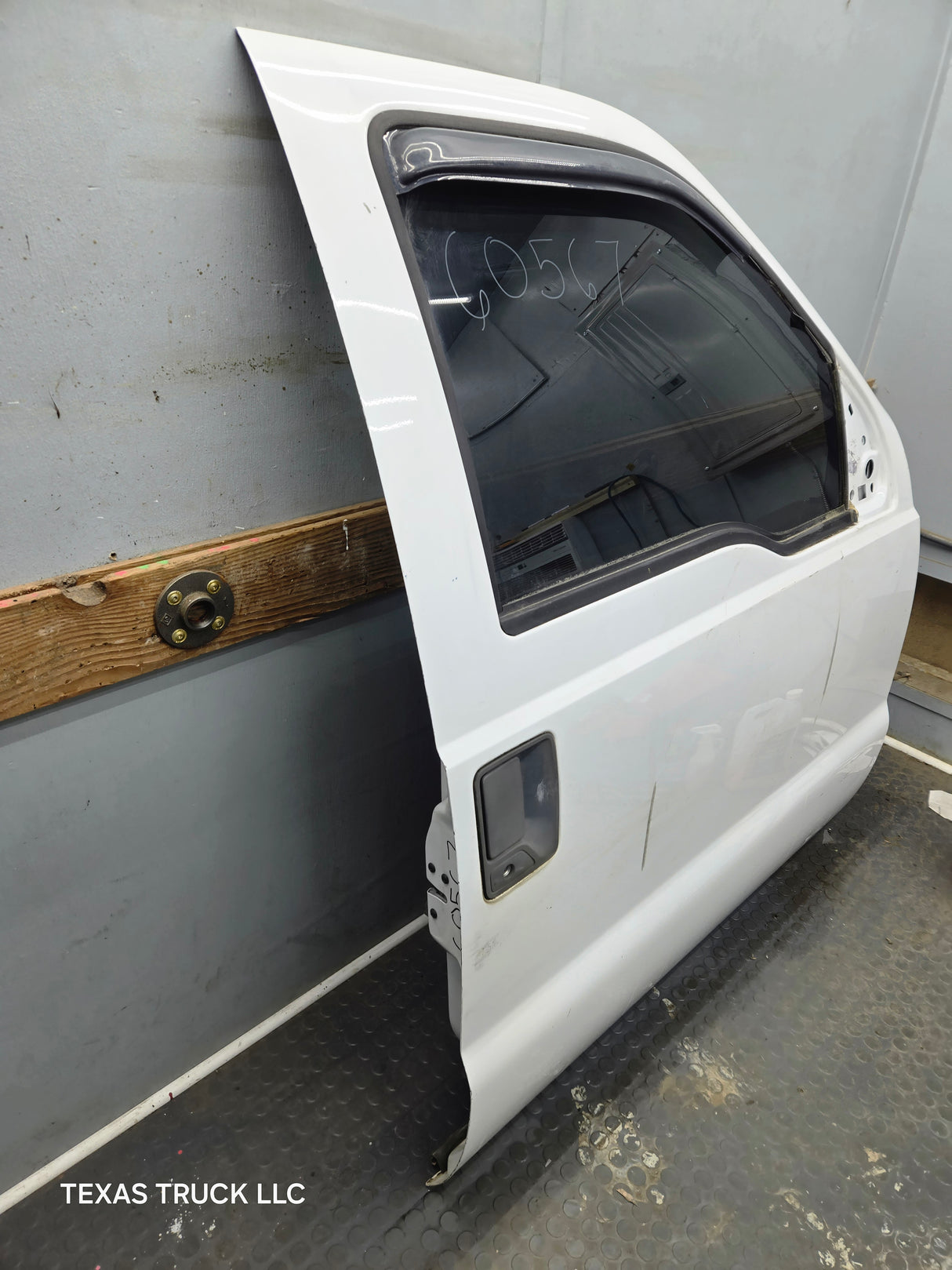 1999-2011 Ford Super Duty / Excursion Front Passenger RH Door F250 F350 F450 F550