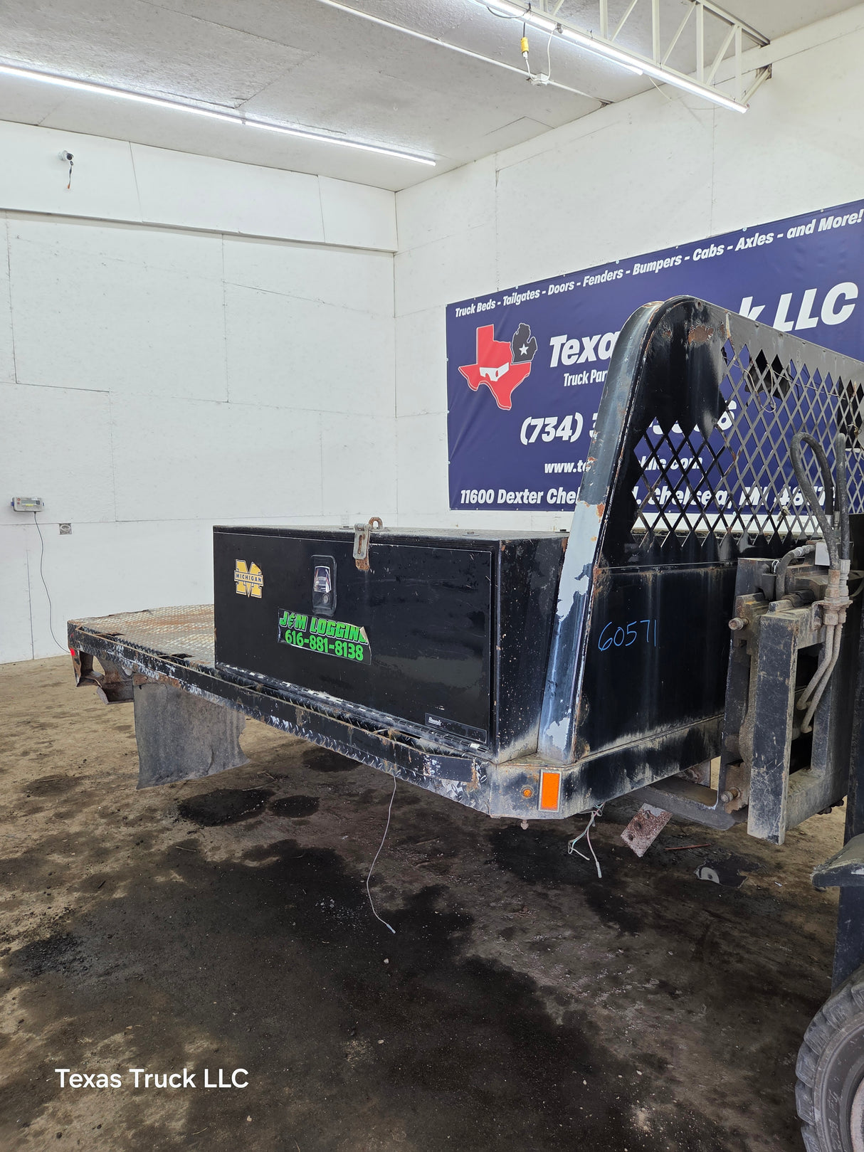 9' Steel Pickup Truck Dual Rear Wheel Utility Flatbed Universal