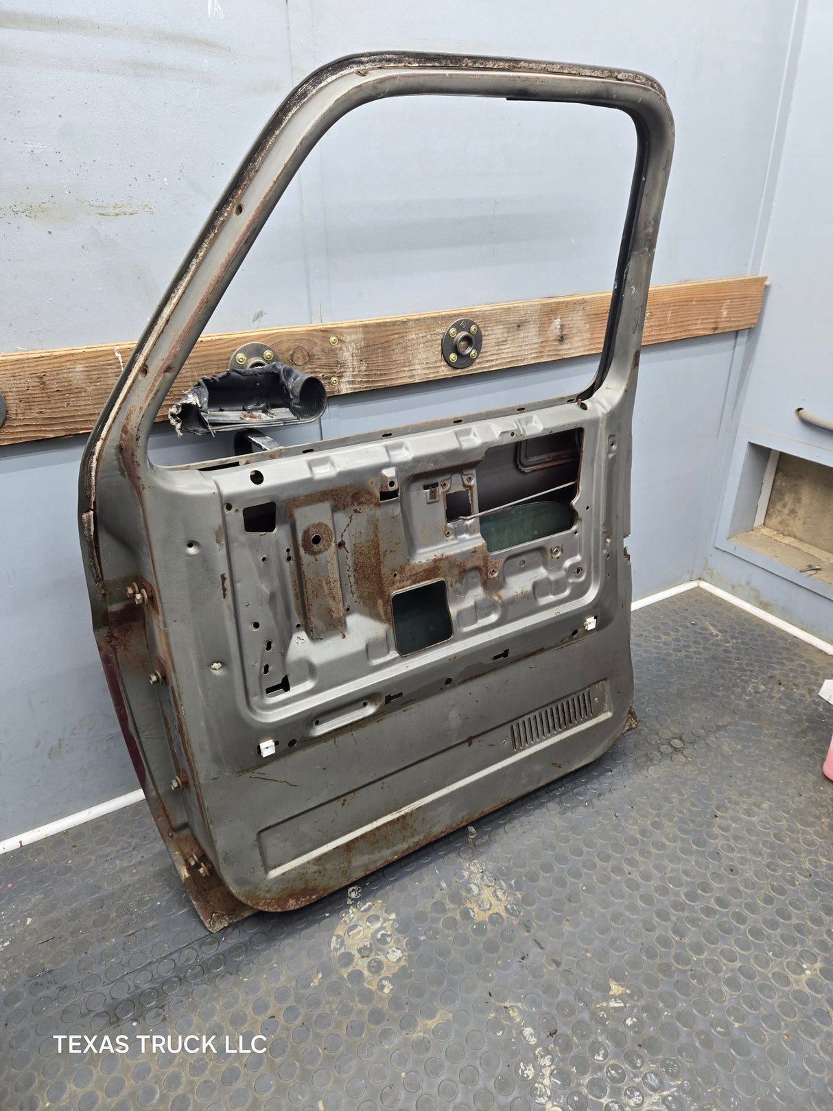 1973-1987 Chevrolet / GMC Square Body Front Passenger Side RH Door K / C Series