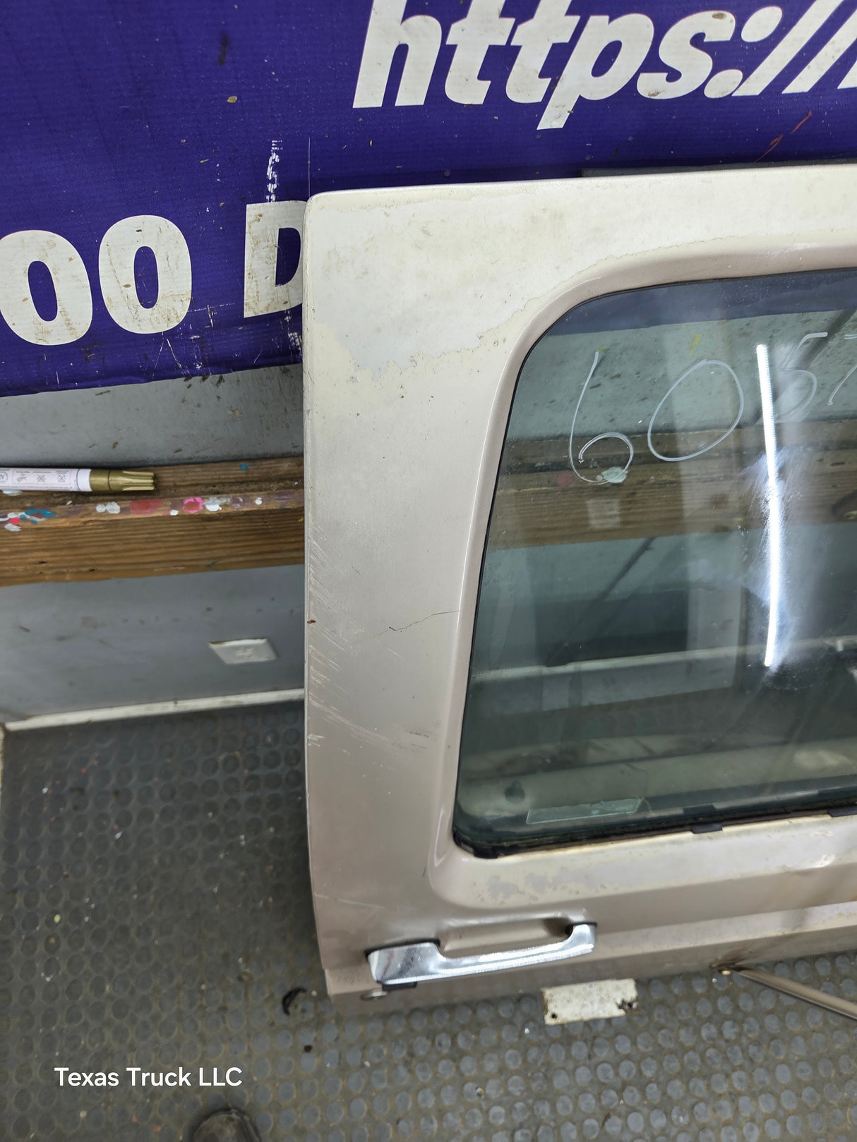 1980-1986 Ford F Series F250 F350 F450 F550 Passenger Side Front Door RH