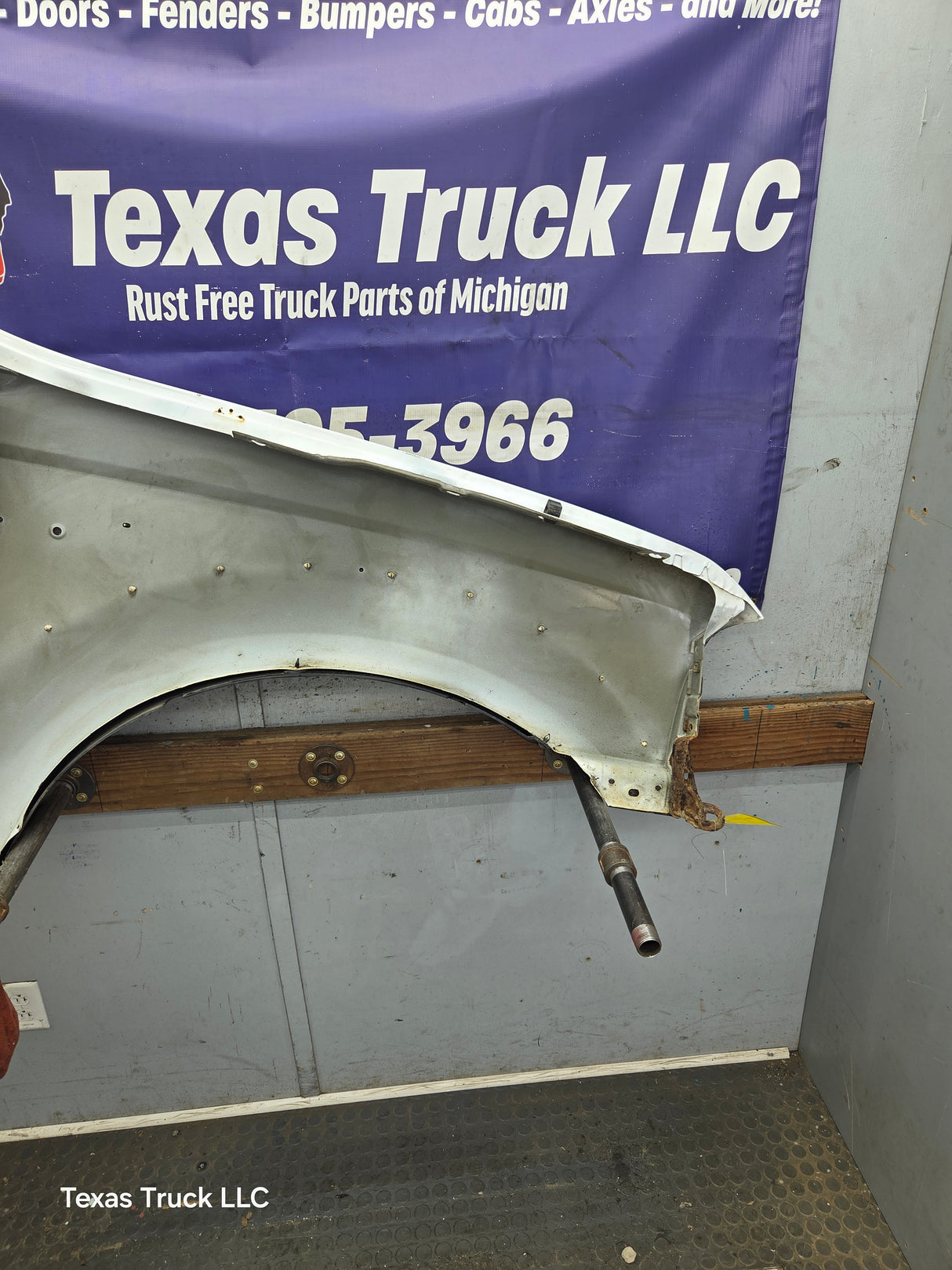 1999-2007 Ford Super Duty LH Driver Side Front Fender F250 F350 F450 F550 Excursion