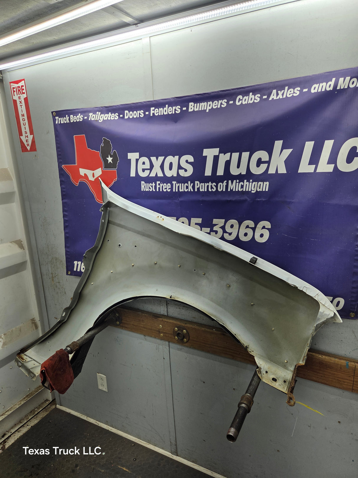 1999-2007 Ford Super Duty LH Driver Side Front Fender F250 F350 F450 F550 Excursion