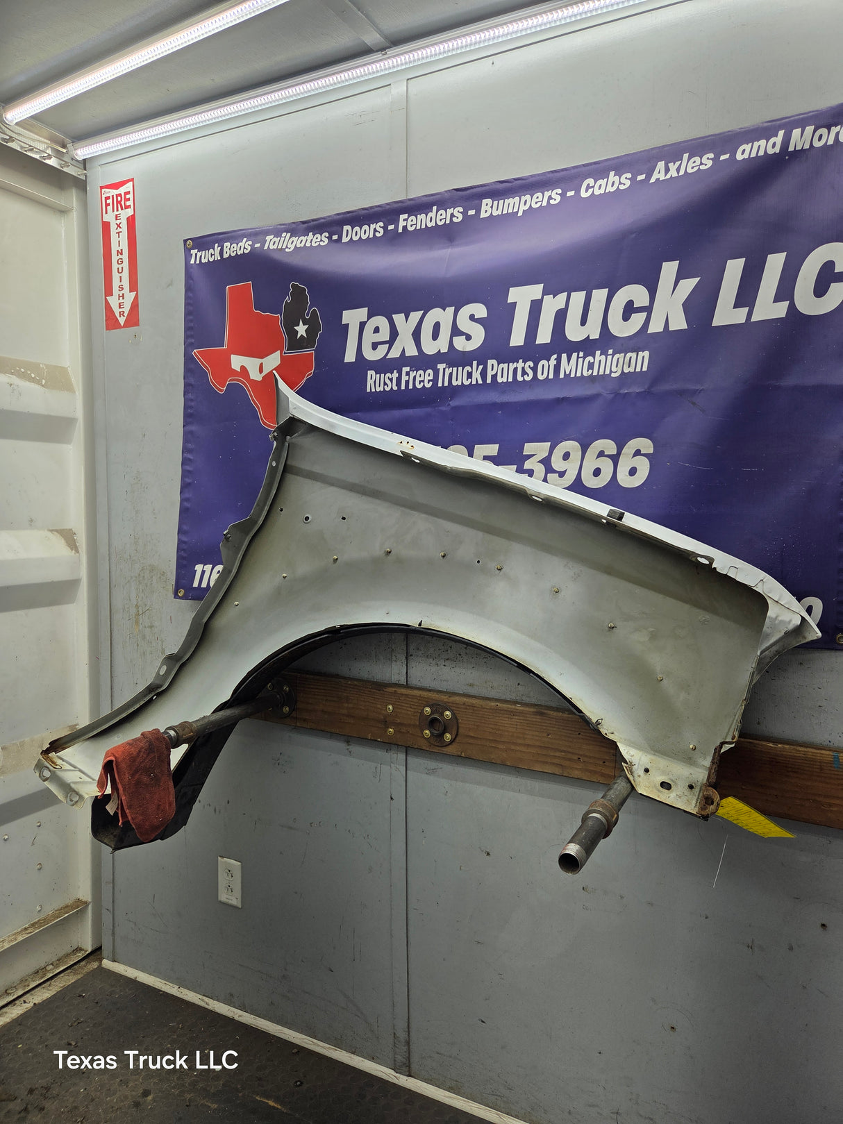 1999-2007 Ford Super Duty LH Driver Side Front Fender F250 F350 F450 F550 Excursion