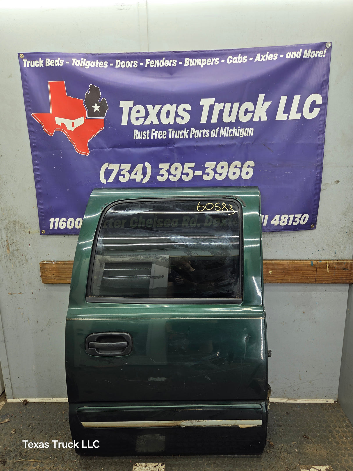 1999-2006 Chevrolet Silverado / GMC Sierra 1500 2500 3500 HD Rear Passenger Side Crew Cab Door RH